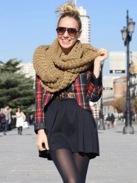 01-fashion-blogger-trend-chunky-scarves.jpg